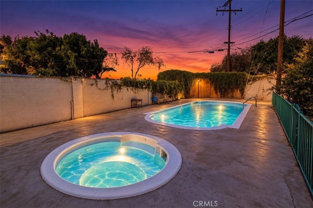 702 S Arapaho, Santa Ana, CA 92704 — exterior