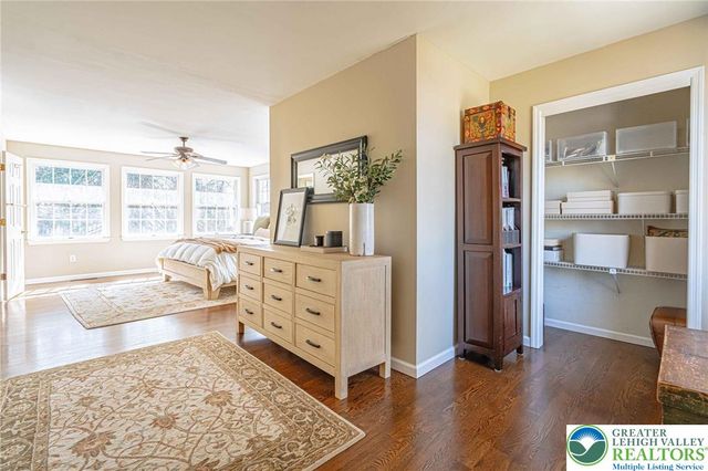 2350 Lehigh Parkway, Allentown City, PA 18103