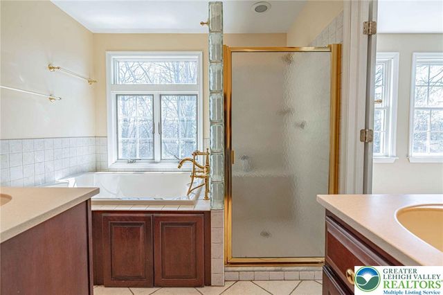 2350 Lehigh Parkway, Allentown City, PA 18103