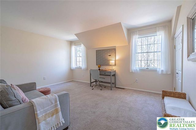 2350 Lehigh Parkway, Allentown City, PA 18103