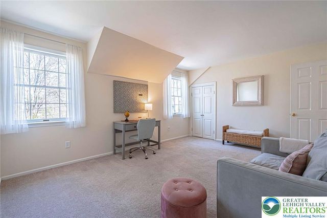 2350 Lehigh Parkway, Allentown City, PA 18103