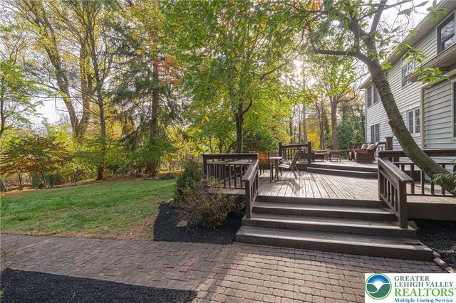 2350 Lehigh Parkway, Allentown City, PA 18103