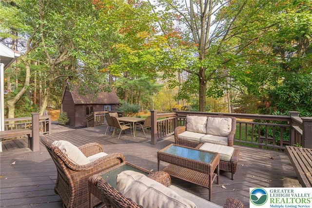 2350 Lehigh Parkway, Allentown City, PA 18103