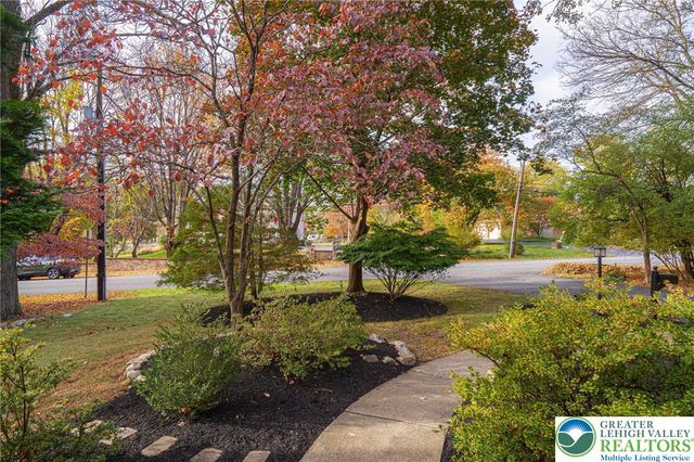 2350 Lehigh Parkway, Allentown City, PA 18103