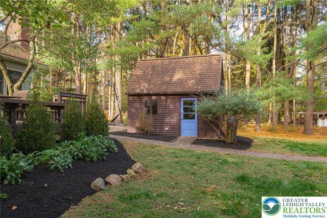 2350 Lehigh Parkway, Allentown City, PA 18103