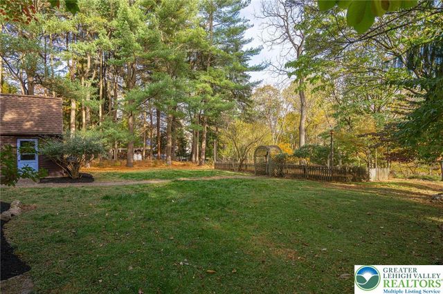 2350 Lehigh Parkway, Allentown City, PA 18103