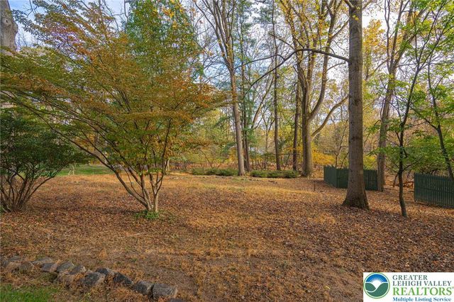 2350 Lehigh Parkway, Allentown City, PA 18103