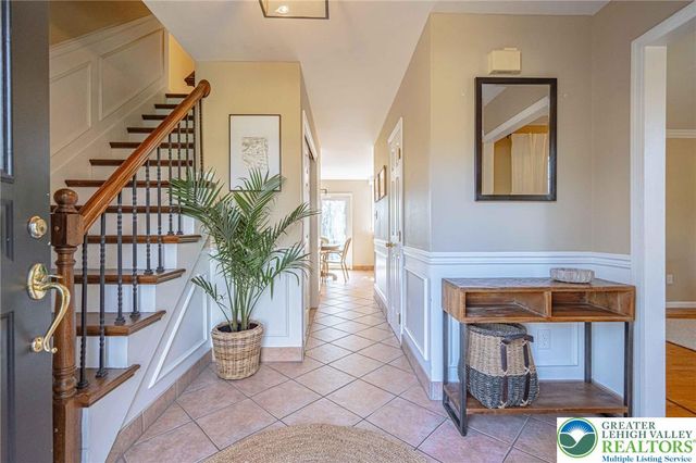 2350 Lehigh Parkway, Allentown City, PA 18103