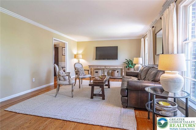 2350 Lehigh Parkway, Allentown City, PA 18103