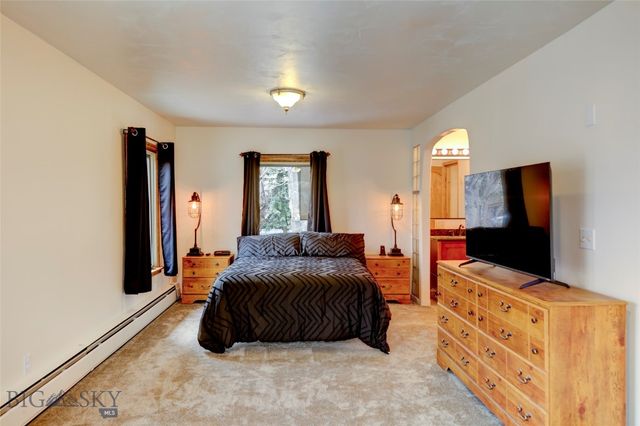 726 US Highway 10 West W, Livingston, MT 59047