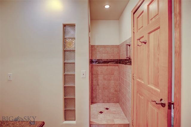 726 US Highway 10 West W, Livingston, MT 59047