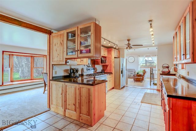 726 US Highway 10 West W, Livingston, MT 59047