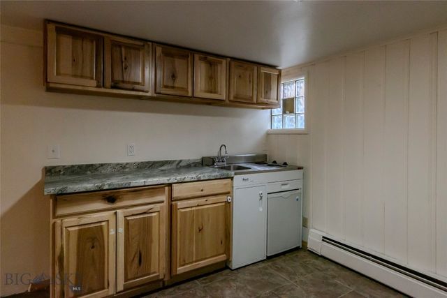 726 US Highway 10 West W, Livingston, MT 59047