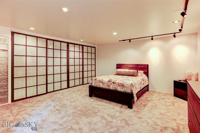 726 US Highway 10 West W, Livingston, MT 59047