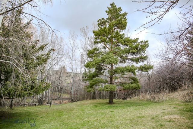 726 US Highway 10 West W, Livingston, MT 59047