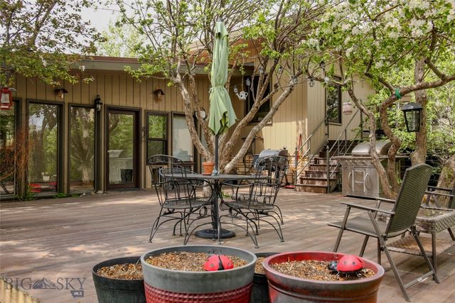 726 US Highway 10 West W, Livingston, MT 59047