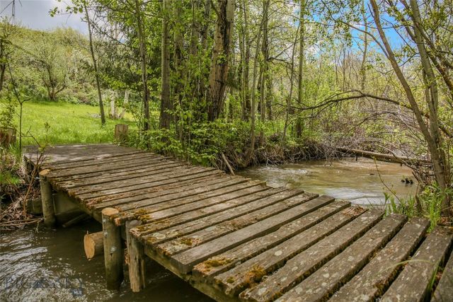 726 US Highway 10 West W, Livingston, MT 59047