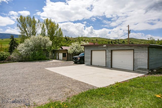 726 US Highway 10 West W, Livingston, MT 59047