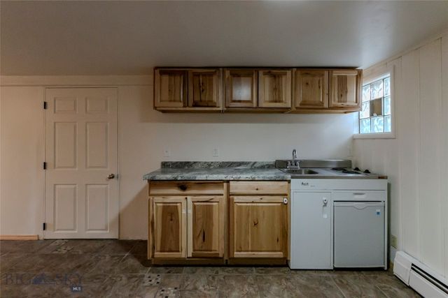 726 US Highway 10 West W, Livingston, MT 59047