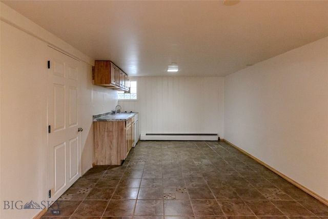 726 US Highway 10 West W, Livingston, MT 59047