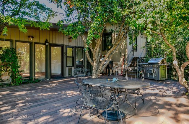 726 US Highway 10 West W, Livingston, MT 59047