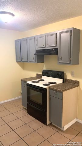 7615 WINDSOR OAKS, San Antonio, TX 78239