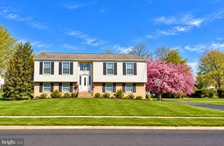 806 WRIGHT DR #, Ambler, PA 19002