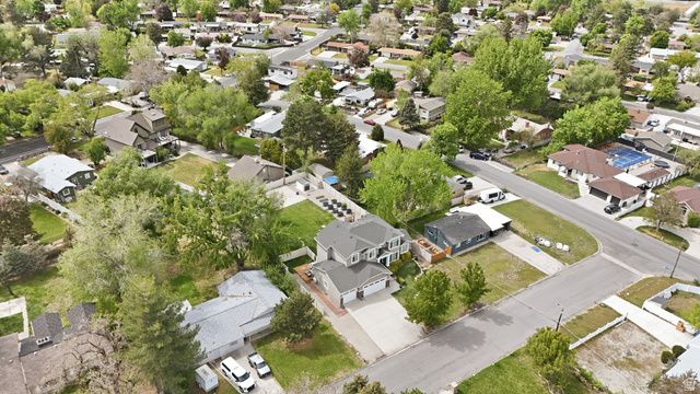 6800 S GREENDALE RD, Cottonwood Heights, UT 84121