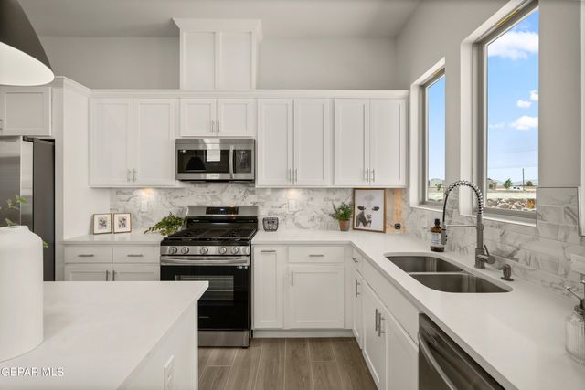 13825 Paseo Bosque Avenue, El Paso, TX 79928