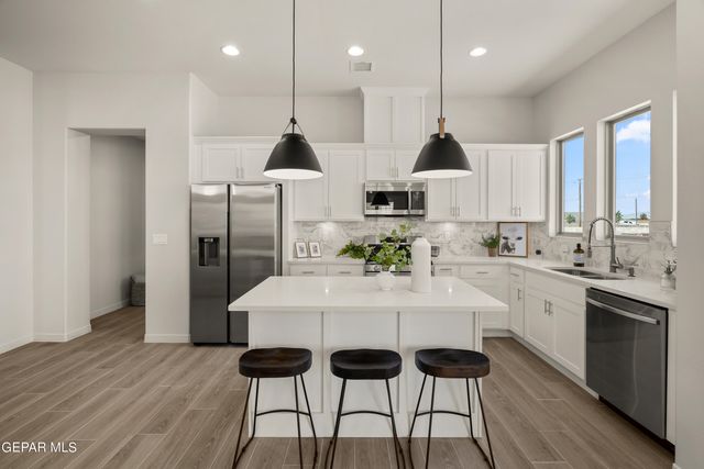 13825 Paseo Bosque Avenue, El Paso, TX 79928