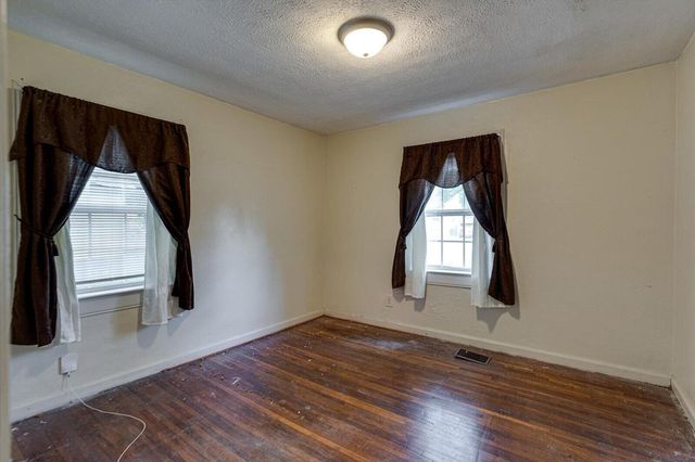 4 Stovall Street, Fort Oglethorpe, GA 30742