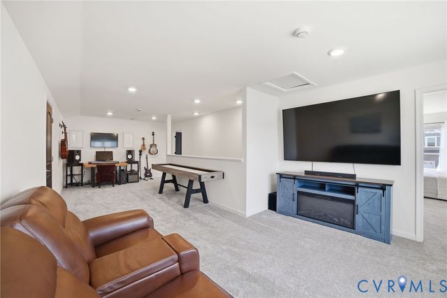 424 Bayberry Ln, Zion Crossroads, VA 22942