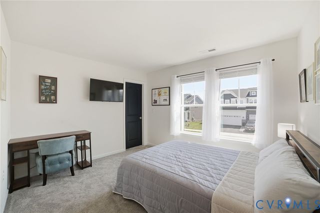 424 Bayberry Ln, Zion Crossroads, VA 22942