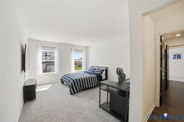 424 Bayberry Ln, Zion Crossroads, VA 22942