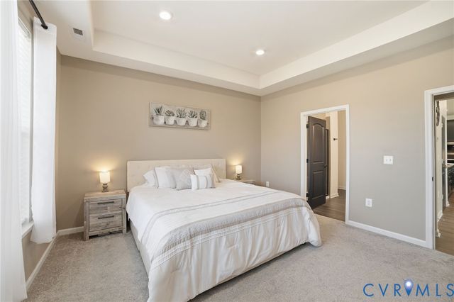 424 Bayberry Ln, Zion Crossroads, VA 22942