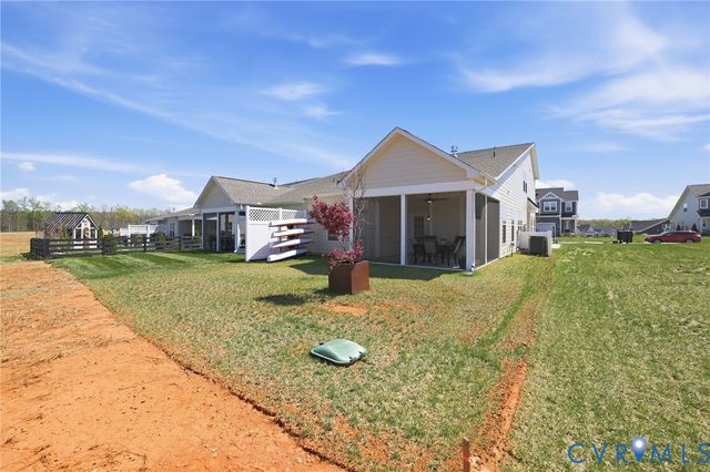 424 Bayberry Ln, Zion Crossroads, VA 22942