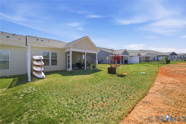 424 Bayberry Ln, Zion Crossroads, VA 22942