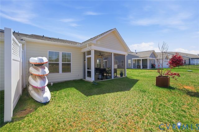 424 Bayberry Ln, Zion Crossroads, VA 22942