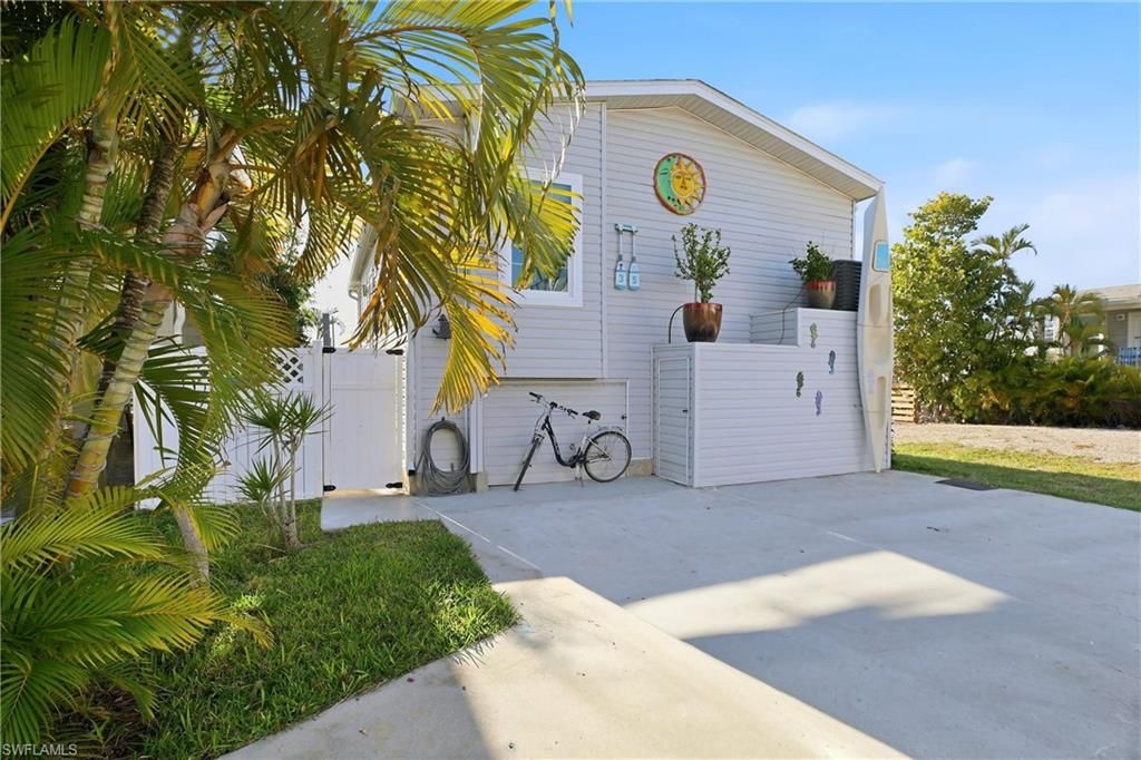 35 Emily LN, FORT MYERS BEACH, FL 33931 — photo 3