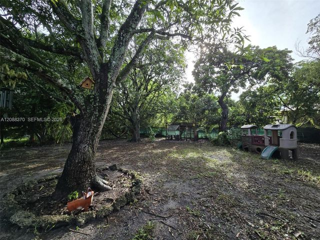 12660 NE 4th Avenue, North Miami, FL 33161