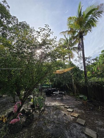 12660 NE 4th Avenue, North Miami, FL 33161