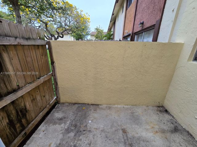 6627 Winfield Blvd 102-C, Margate, FL 33063