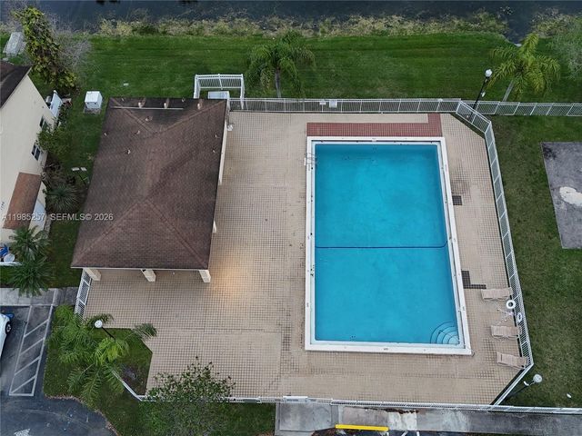 6627 Winfield Blvd 102-C, Margate, FL 33063