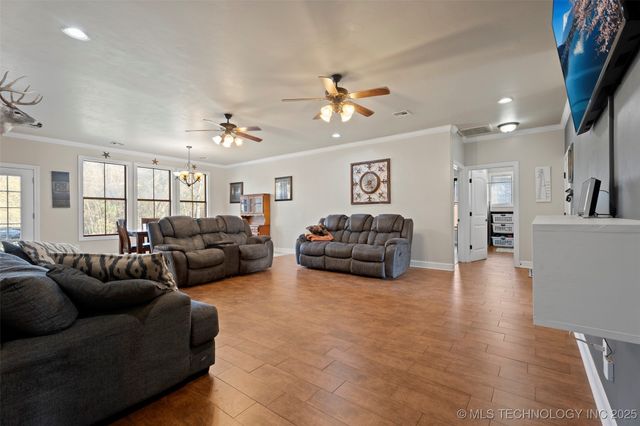 29880 S 592 Lane, Grove, OK 74344