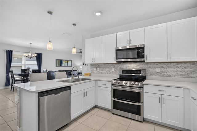 25128 E LENOX CIRCLE, Punta Gorda, FL 33950