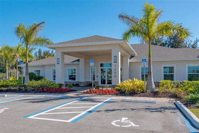 25128 E LENOX CIRCLE, Punta Gorda, FL 33950