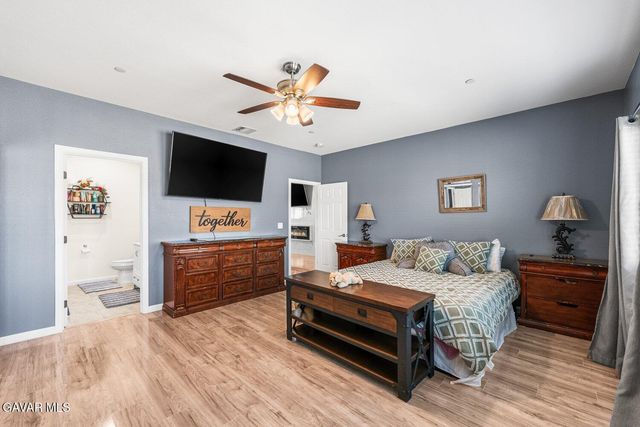 10588 Peach Avenue, California City, CA 93505