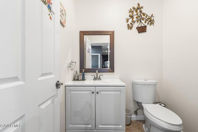 10588 Peach Avenue, California City, CA 93505