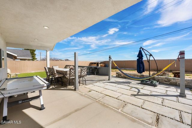 10588 Peach Avenue, California City, CA 93505