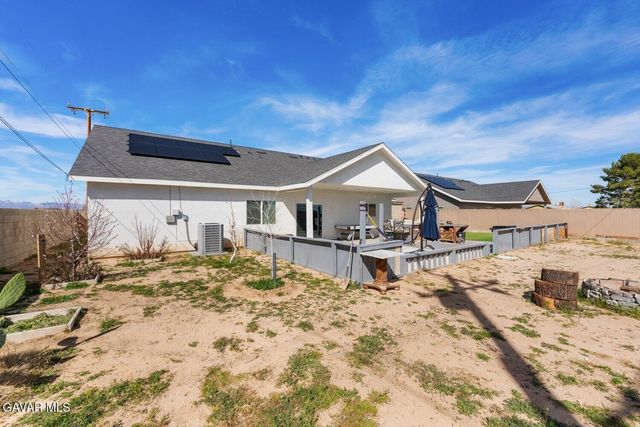 10588 Peach Avenue, California City, CA 93505